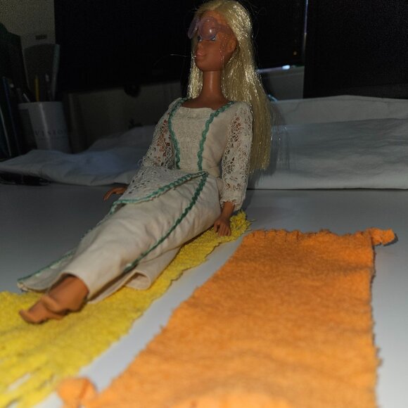 1966 Vintage Sunset Malibu Barbie Doll with Sunglasses still attached. Japan. - Picture 11 of 16